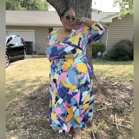 Meet Your Posher - Picture 1 of 4